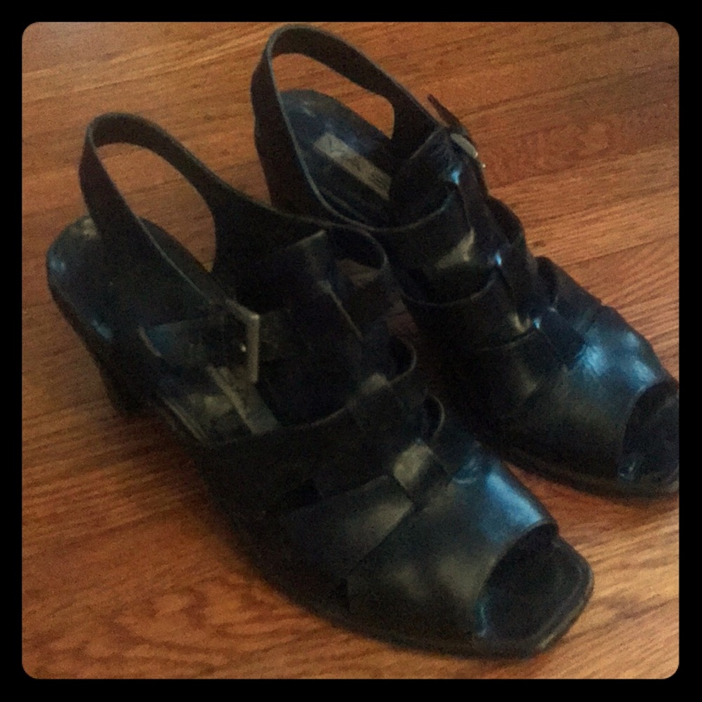 Via Spiga heeled black sandal